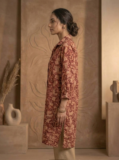 Kutchisutra Women's Maroon & Beige Batik Printed Fusion Tunic Kurti